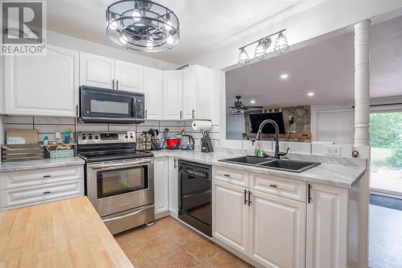 29 Van Daele ST — photo 12 of 35