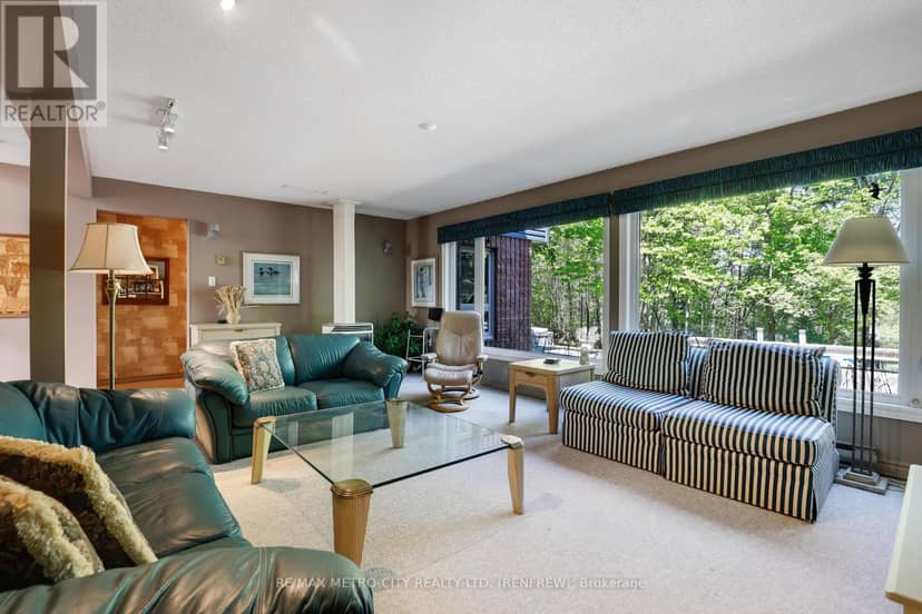 110 Rosebrugh Road — photo 26 of 40