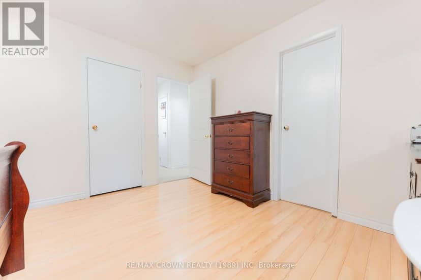 11 Kent Place — photo 17 of 40