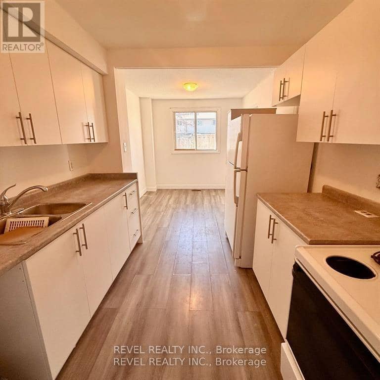 873 Southdale Road E — photo 14 of 22