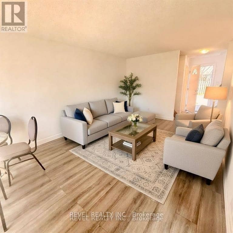 873 Southdale Road E — photo 5 of 22