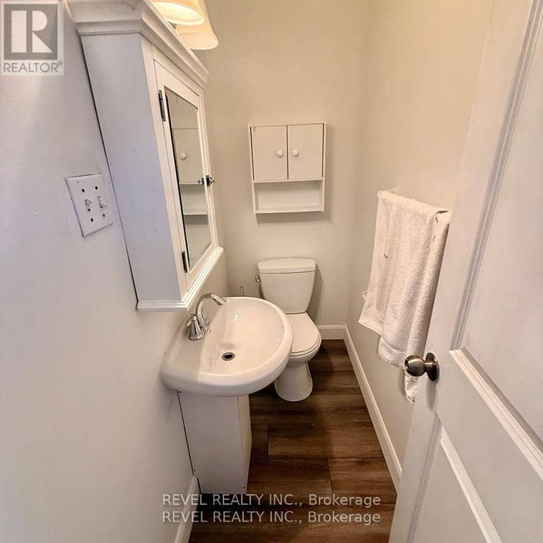 873 Southdale Road E — photo 7 of 22
