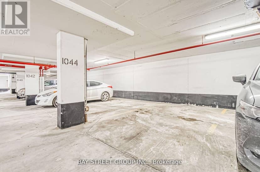 PH#3603 - 70 Town Centre Court — photo 25 of 33