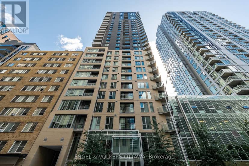 1103 - 40 Nepean Street — photo 1 of 40