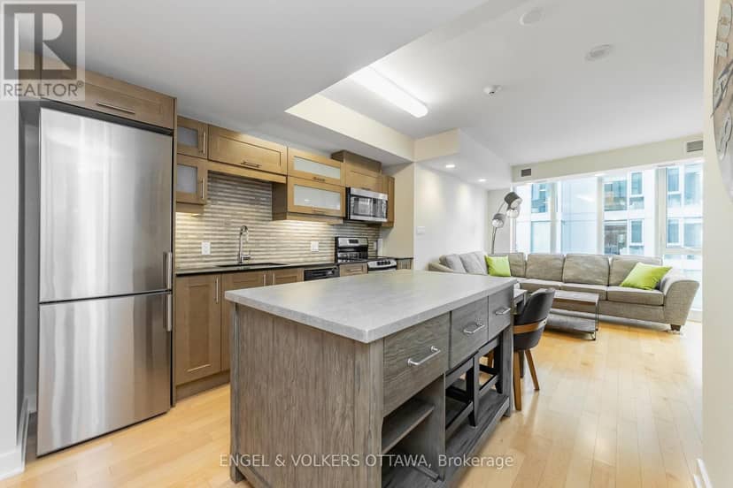 1103 - 40 Nepean Street — photo 12 of 40