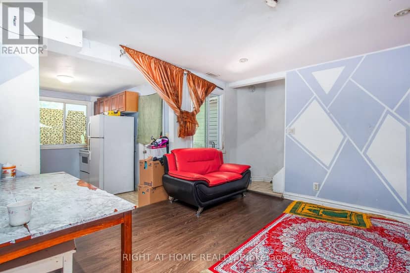 167-177 Wilson Street — photo 13 of 15