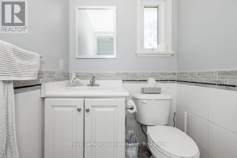 2222 Shore Lane — photo 28 of 35