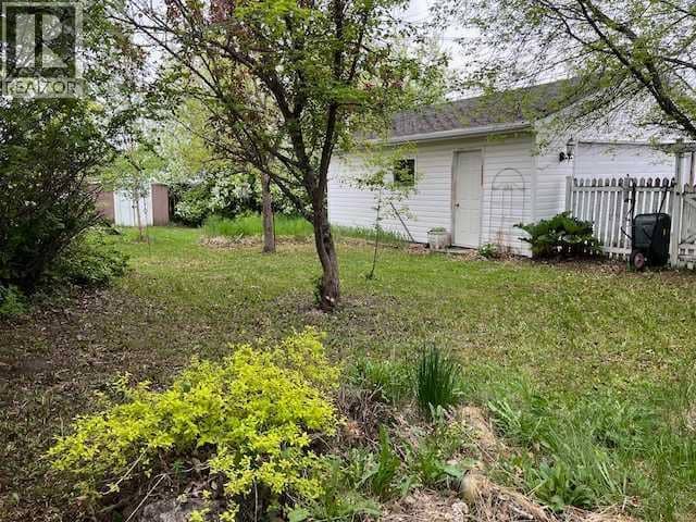 314 8 Street, Fox Creek, photo 4