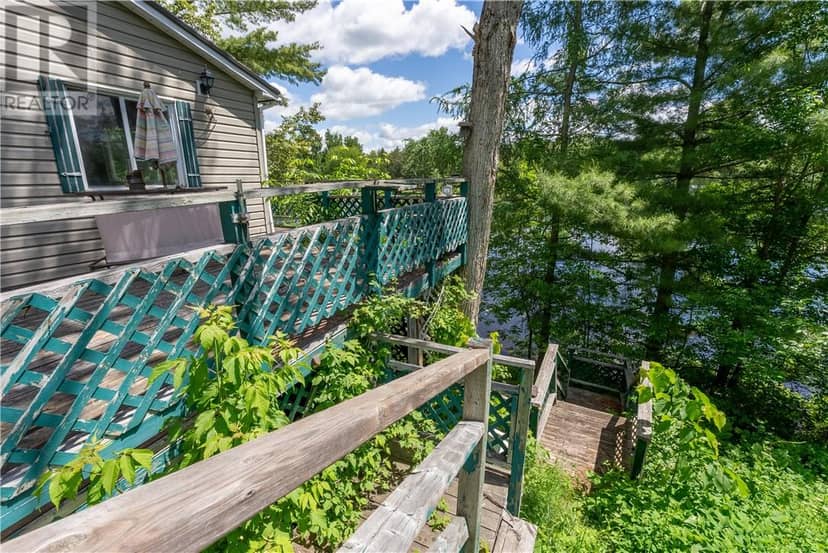 274 Turenne Road, French River, photo 8