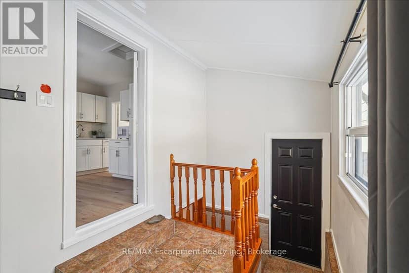 135 Deane Avenue — photo 15 of 27
