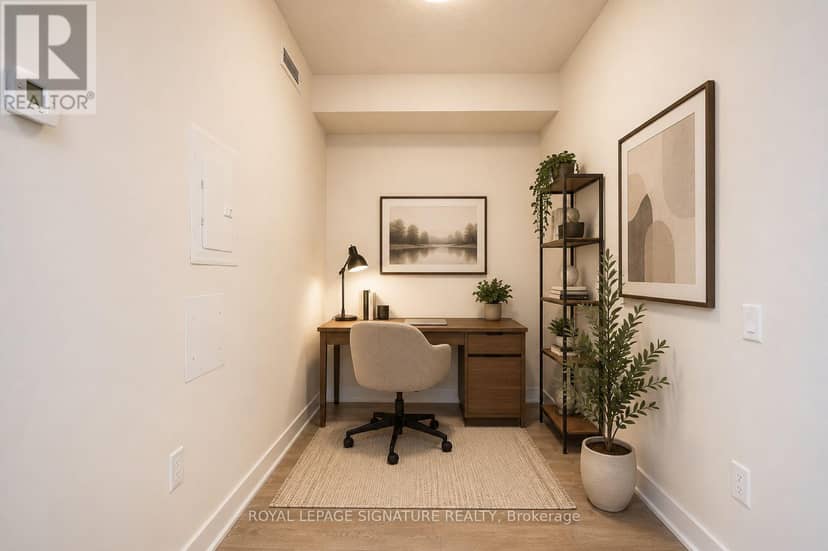 806 - 30 Roehampton Avenue — photo 19 of 31