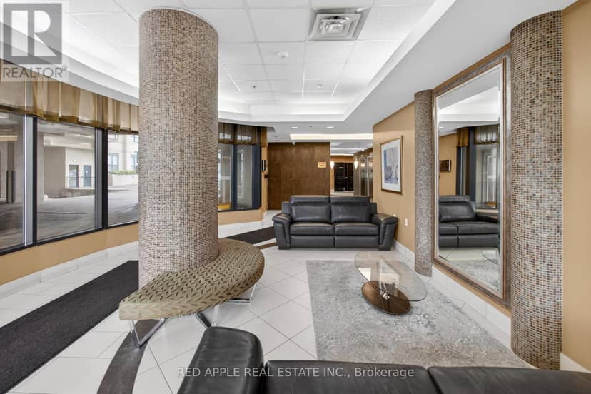 204 - 872 Sheppard Avenue W — photo 7 of 40