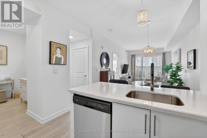 246 - 555 William Graham Drive — photo 11 of 39