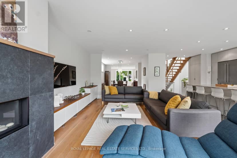 8 Firwood Crescent — photo 14 of 40