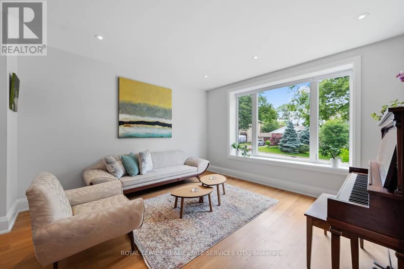 8 Firwood Crescent — photo 20 of 40