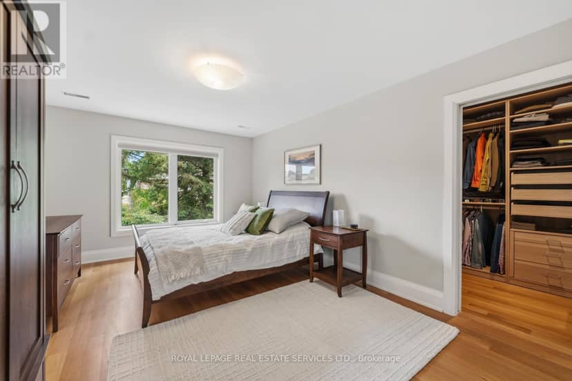 8 Firwood Crescent — photo 24 of 40