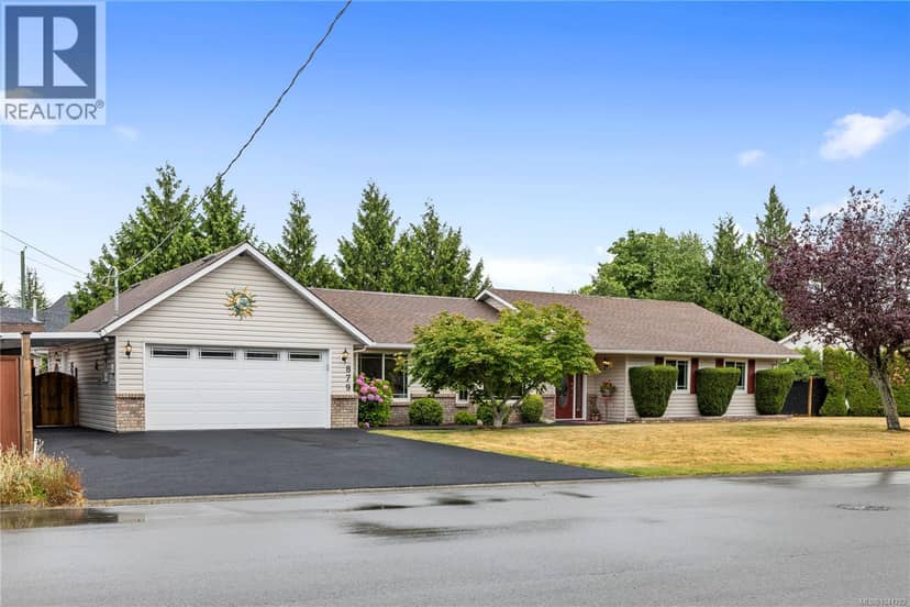 879 Aberdeen Dr — photo 1 of 40