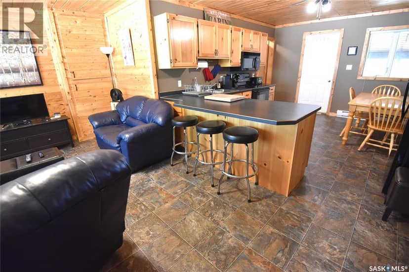 217 Birch DRIVE — photo 11 of 22