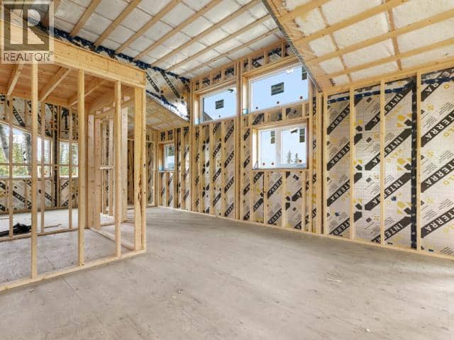 572 Robinson Subdivision — photo 19 of 37