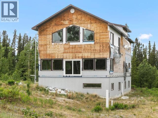 572 Robinson Subdivision, Whitehorse South, photo 2