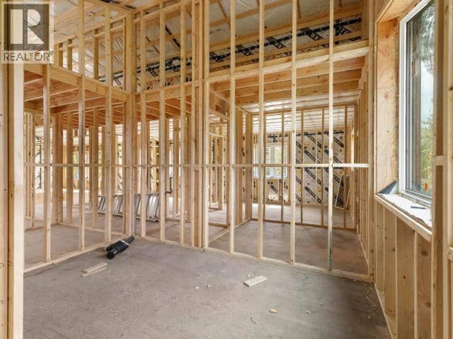 572 Robinson Subdivision — photo 27 of 37