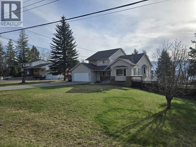 1812 MARBLE STREET, Quesnel