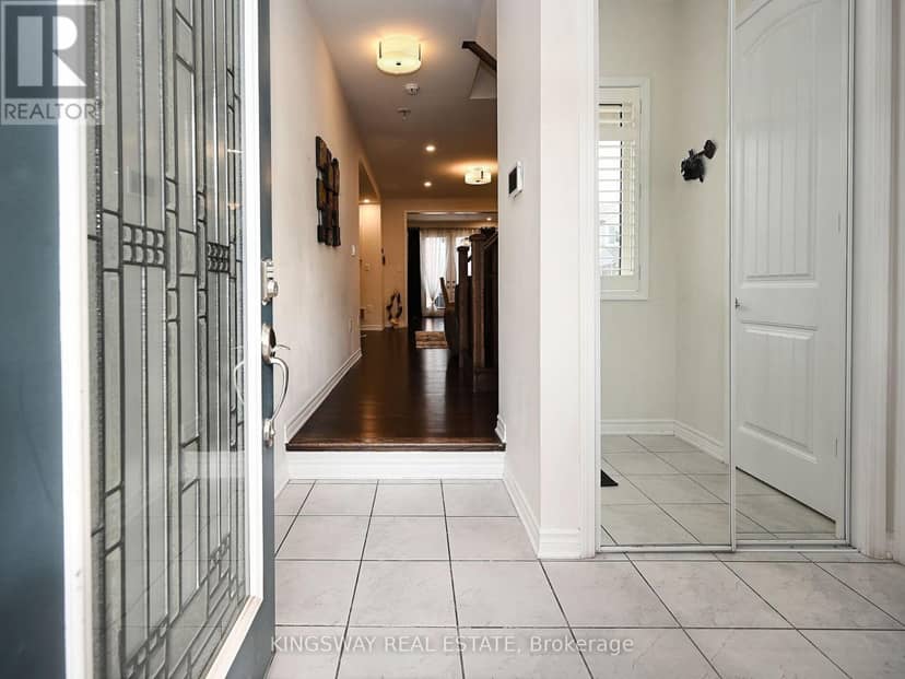 620 Langholm Street, Milton, photo 3