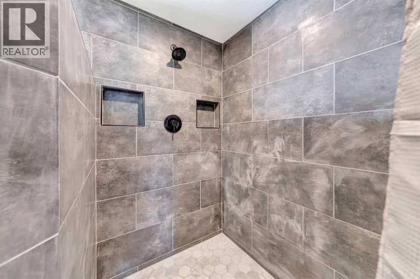 PT NW 1-46-27-W3 — photo 23 of 40