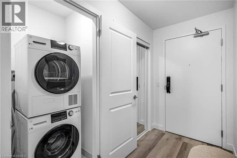 461 GREEN Road Unit# 212 — photo 3 of 30