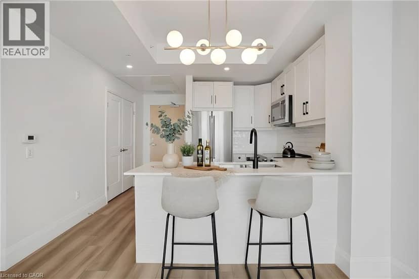 60 CHARLES Street W Unit# 1904 — photo 1 of 34