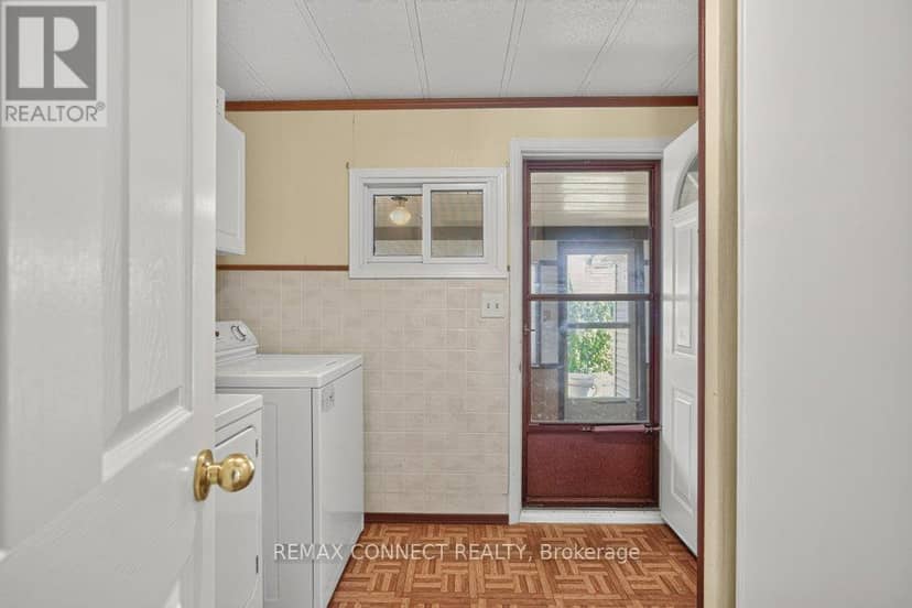 8 Circle Drive — photo 15 of 40