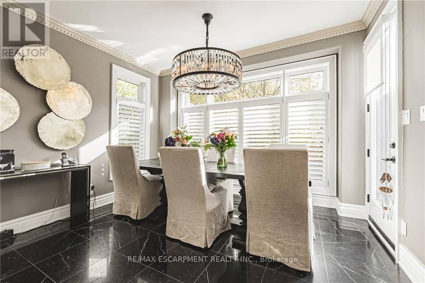 712 Highvalley Road — photo 15 of 40
