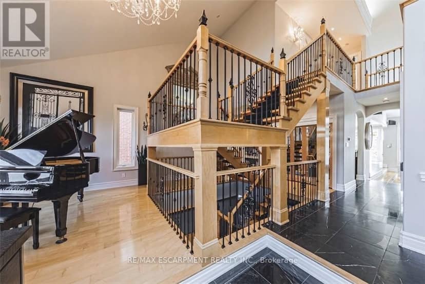 712 Highvalley Road — photo 9 of 40