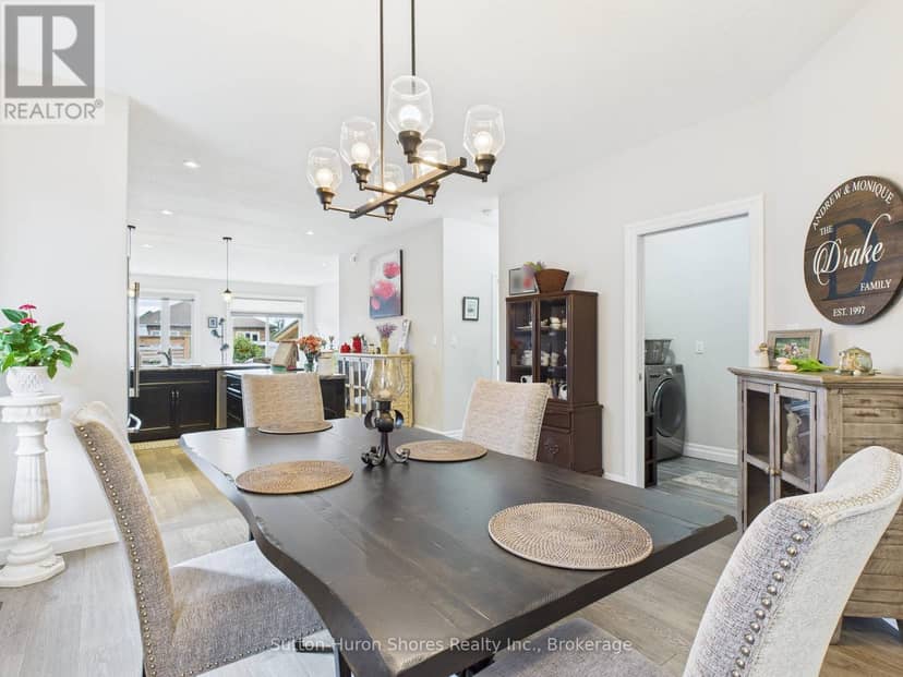 404 Devonshire Road — photo 18 of 40