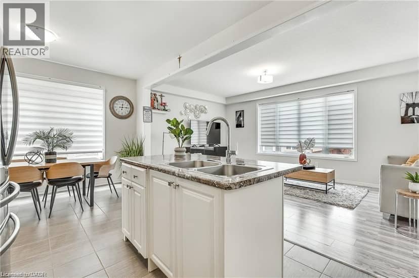 41 SUMAC Drive — photo 10 of 36