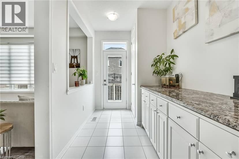 41 SUMAC Drive — photo 15 of 36