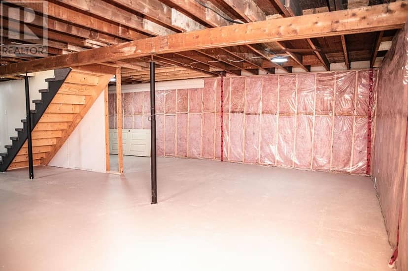 24 Cabot Lane — photo 32 of 40