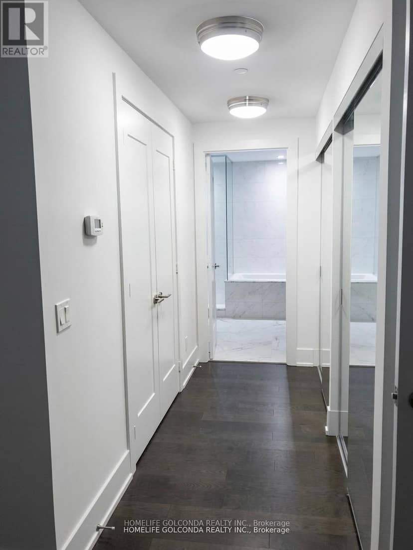 324 - 55 Merchants' Wharf Street — photo 15 of 19