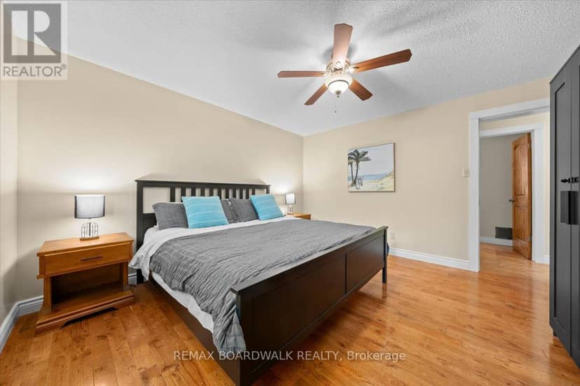 178 Baillie Avenue — photo 27 of 40