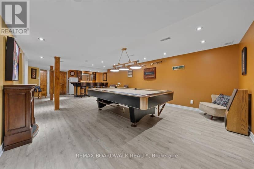 178 Baillie Avenue — photo 33 of 40