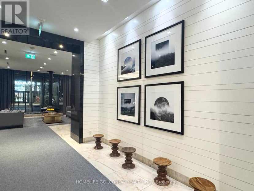 324 - 55 Merchants' Wharf Street — photo 5 of 19