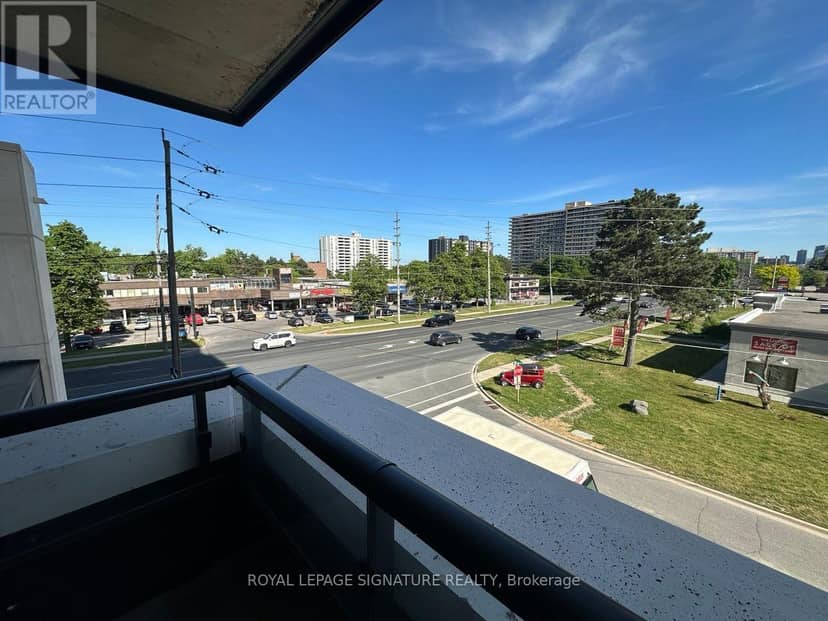 222 - 8188 Yonge Street — photo 14 of 14