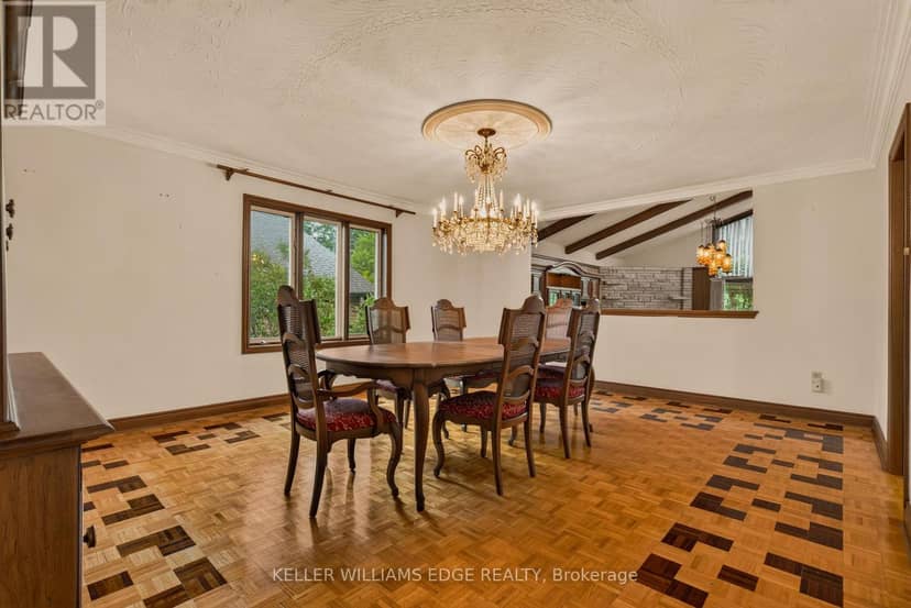 43 Braecrest Avenue — photo 10 of 40