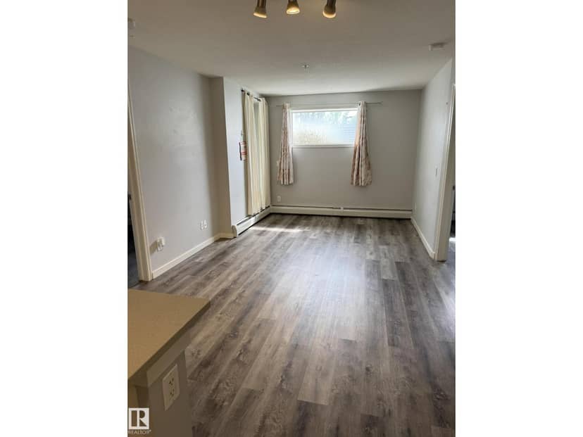 #106 40 Summerwood Bv, Sherwood Park, photo 3