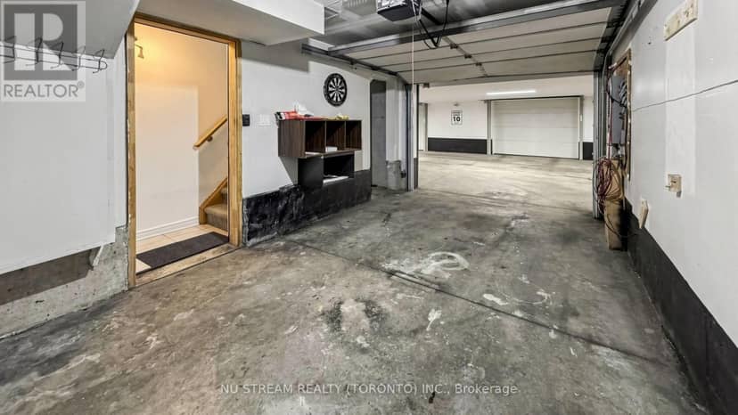 17 - 15 Heron Park Place — photo 37 of 38
