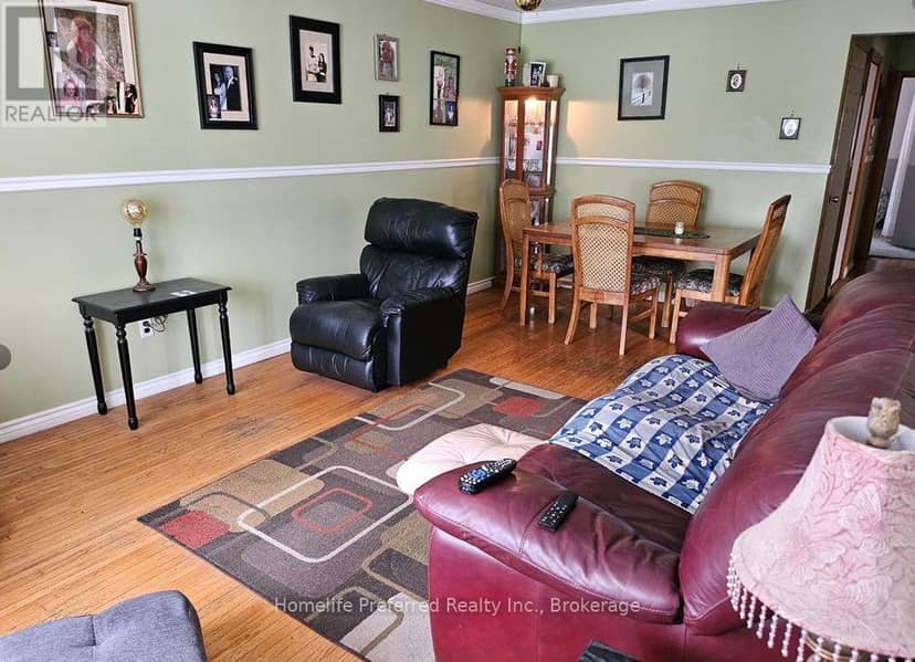 17B Beechwood Drive — photo 4 of 13