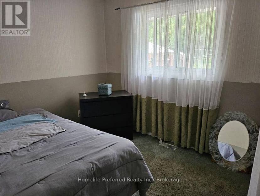 17B Beechwood Drive — photo 8 of 13