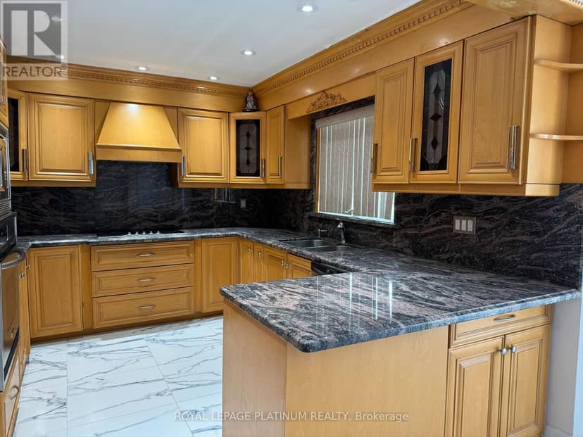 60 Brookfield Court — photo 5 of 24