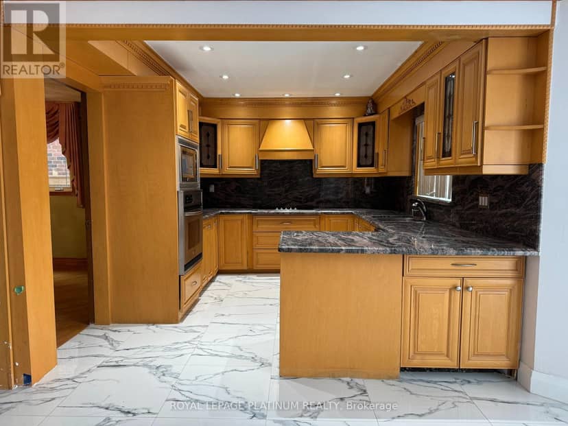 60 Brookfield Court — photo 7 of 24