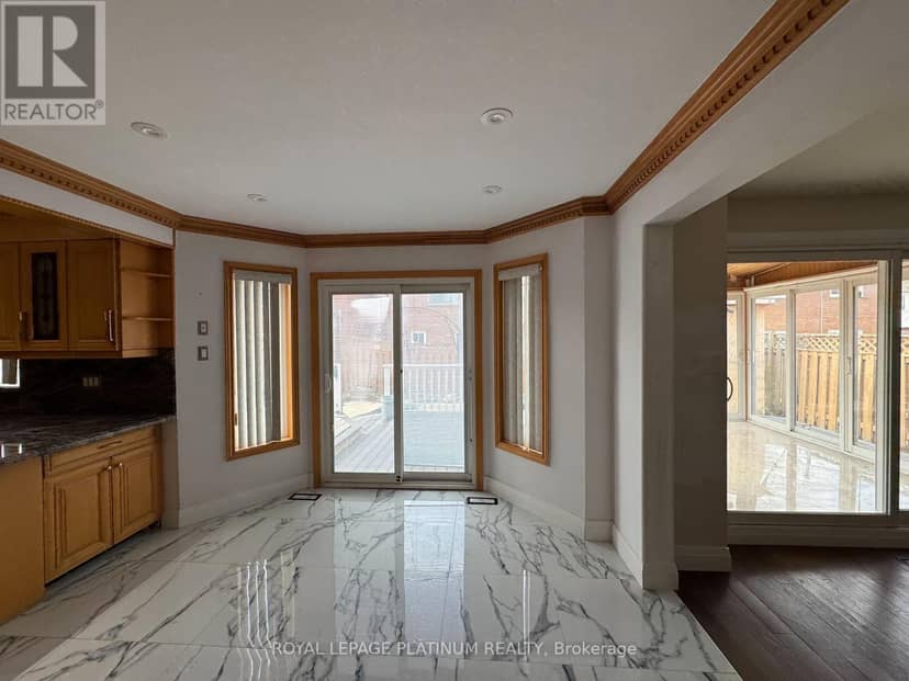 60 Brookfield Court — photo 8 of 24